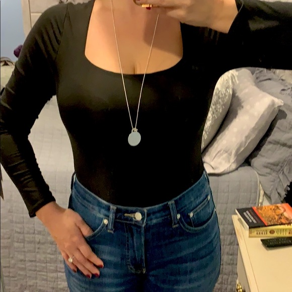 ♦️SOLD♦️ Return To Tiffany & Co. Round Pendant - Picture 7 of 7